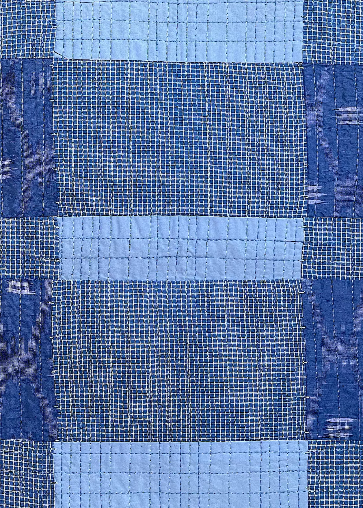Aperture of blue