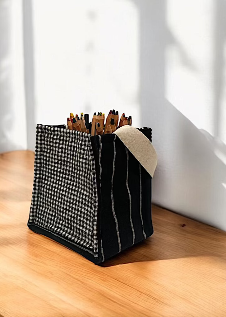 Black + White Hamper